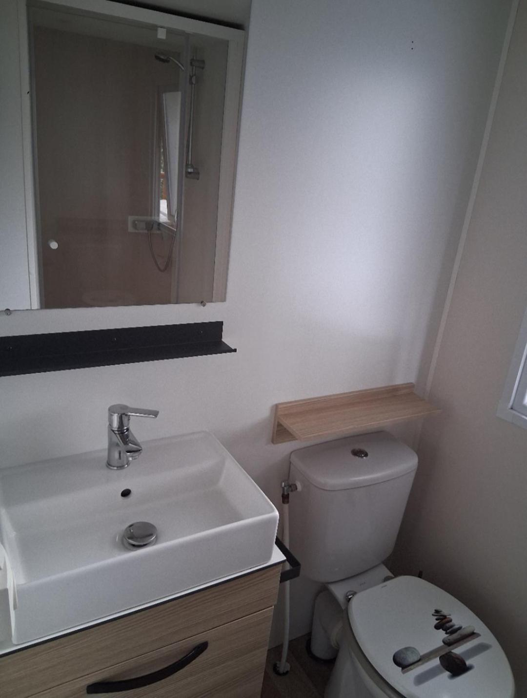 Mobil-home N°698 3ch Confort Au Calme Gastes